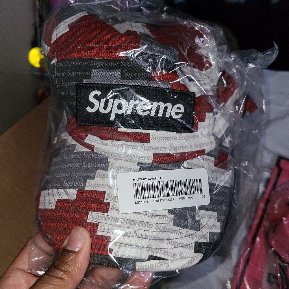 Supreme red military camo cap